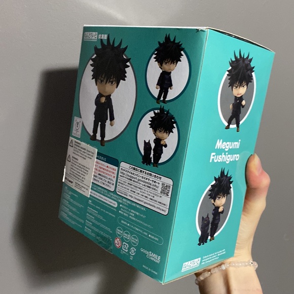 Megumi Fushiguro Nendoroid from Good Smile - Picture 2 of 11